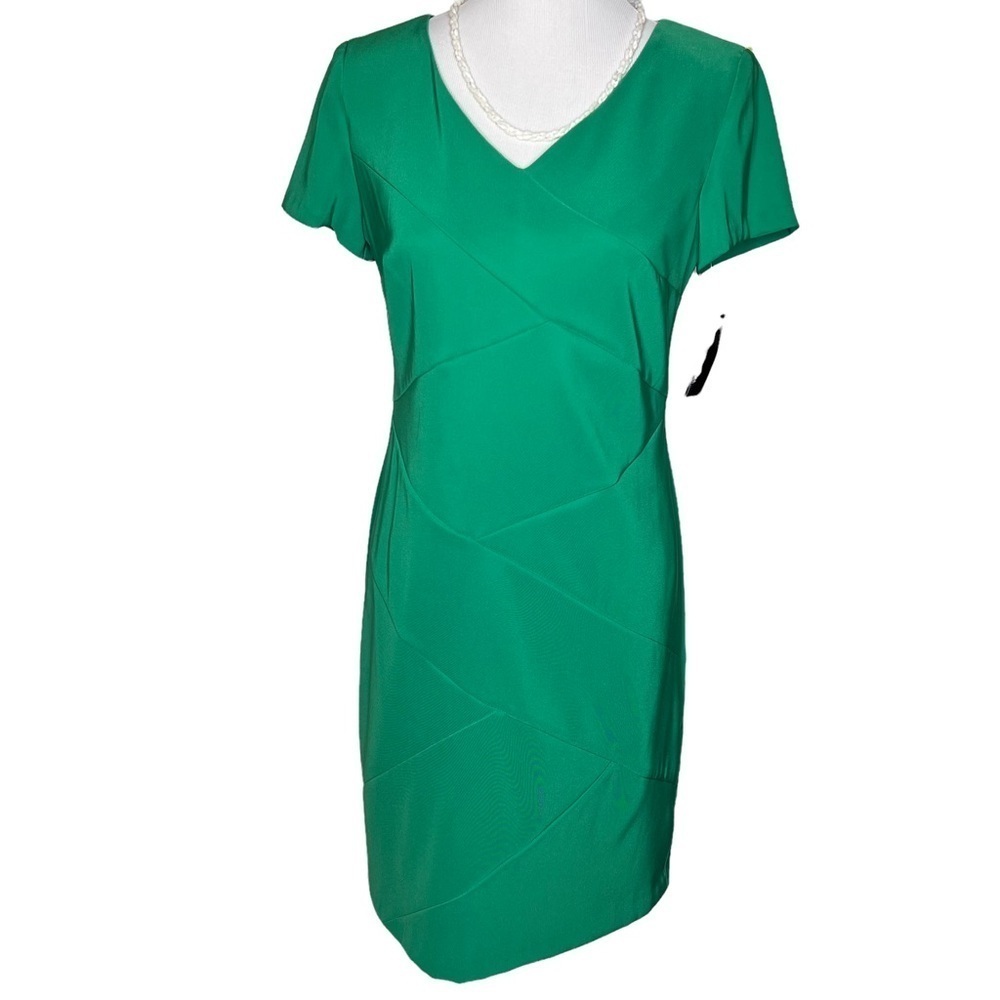 AGB Women’s Kelly Green V-Neck Short Sleeve Knee Length Career Dress Size 8 NWT - Picture 2 of 13